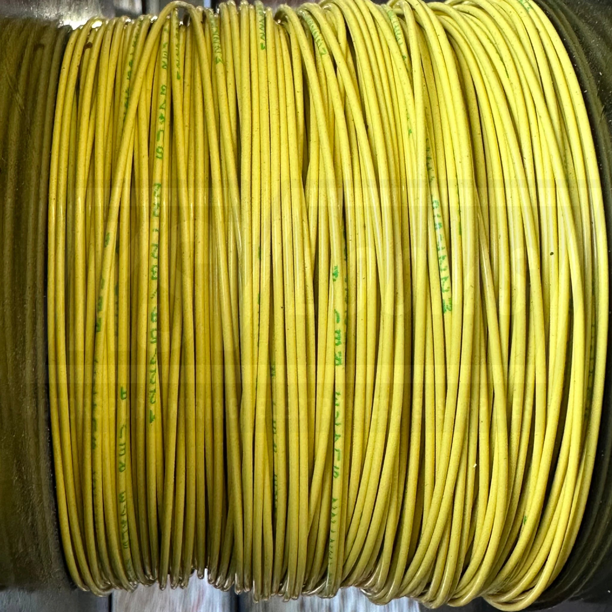 22 Awg Yellow Tefzel Wire M22759/32-22-4 (Cut Length)